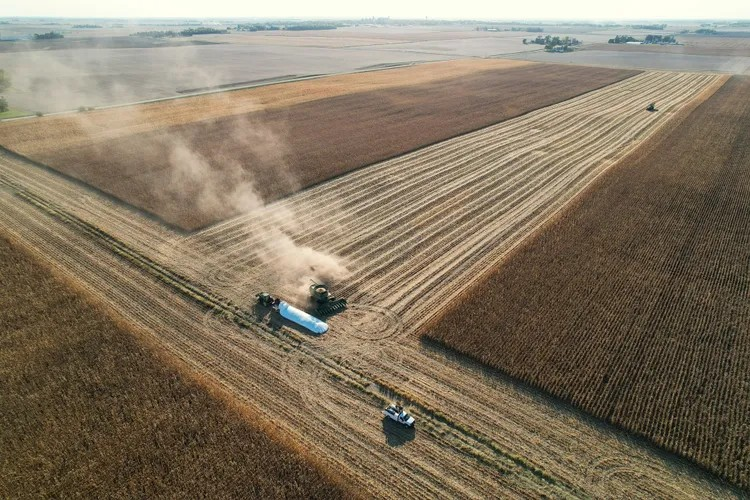 Iowa Farm Sale Tops $15,000 an Acre as Buyers Compete - Successful Farming
